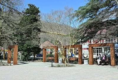 Сквер в Сочи благоустроили по нацпроекту «Инфраструктура для жизни»