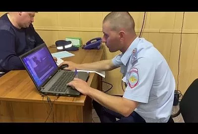 На Кубани полицейские устроили погоню со стрельбой за лихачом на ИЖе