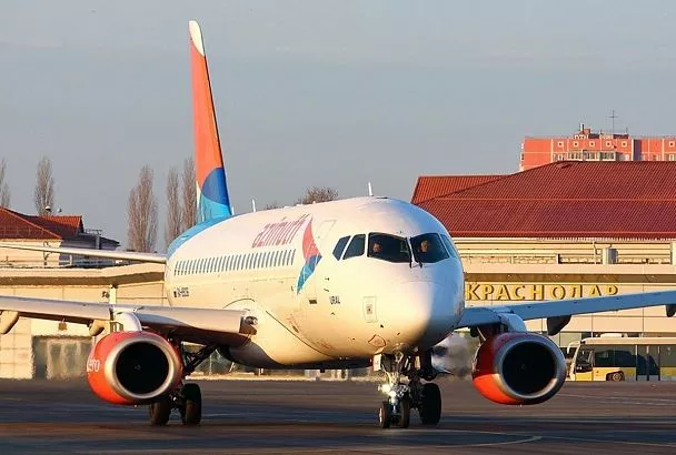 Полеты из аэропорта Краснодара в Стамбул, Анталью и Ереван возобновит в сентябре «Азимут»