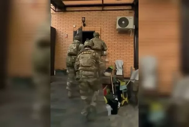 Директор частной глазной клиники в Адыгее и его сообщник похитили из бюджета 166 млн рублей