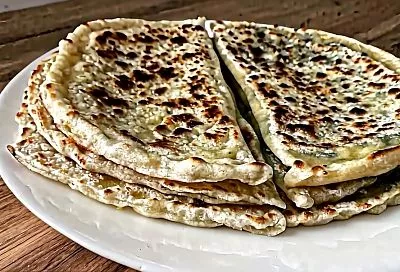 Быстро и вкусно: турецкие гезлеме с тонким тестом, картофелем и сыром — нежнее и ароматнее привычных драников всего за 10 минут