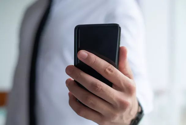 Telegram на грани: депутаты обещают бесполезность VPN, эксперты предлагают Mesh, а мессенджер уже сыплется по всему миру