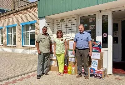 Новороссийцы передали детям Херсонской области необходимые школьные принадлежности к 1 сентября