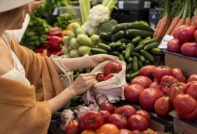 Мыть обязательно: чем опасны немытые овощи и фрукты