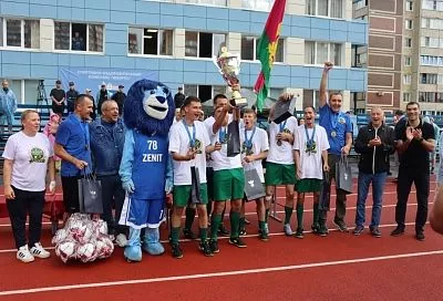 Анна Минькова поздравила воспитанников спецшколы в станице Переяславской с победой на всероссийских соревнованиях по футболу