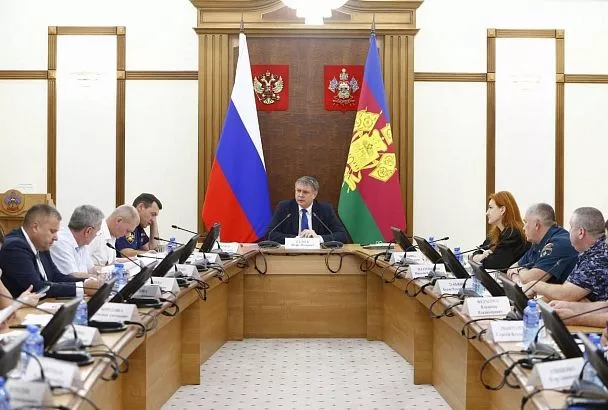 Предварительные итоги пожароопасного сезона и безопасность на пляжах обсудили в Краснодаре