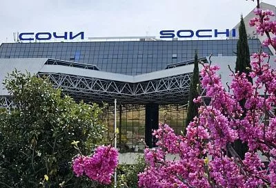 Аэропорт Сочи планирует обслужить в майские праздники около 500 тыс. пассажиров