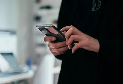 В национальный мессенджер MАХ интегрировали возможность электронной подписи документов