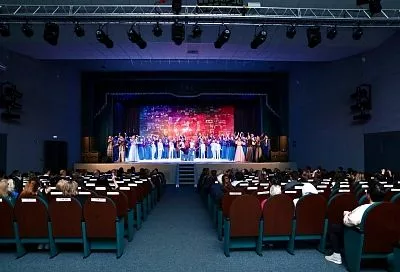 Дом культуры в станице Елизаветинской открыли после комплексного ремонта