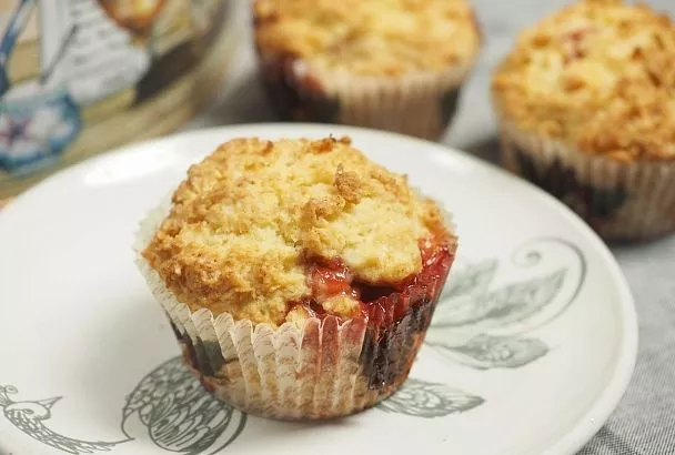 Всех родственниц с малышами научила печь кексы с ягодами на рисовой муке: детишки едят из со скоростью света