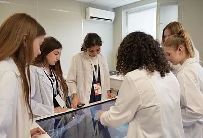 Проект «УникУМ» помогает школьникам Кубани разобраться в многообразии медицинских профессий