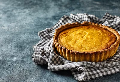 Идеальное песочное тесто с секретом: масло и чеддер от Джейми Оливера