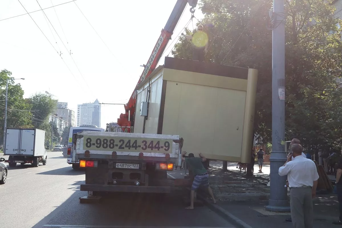 У ларьков нет фундамента.