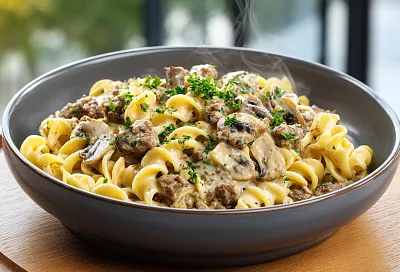 Сливочная паста с грибами и говяжьим фаршем — вкусный ужин за 20 минут