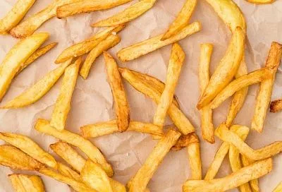 Дети не заметят разницы: жарим дома картошку фри без капли масла и фритюрницы