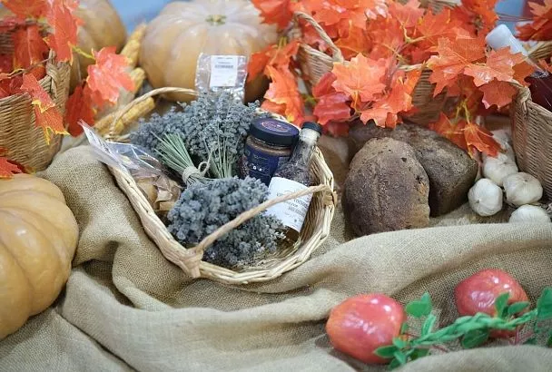 За свежей продукцией - к местным фермерам: где будут работать ярмарки выходного дня в Краснодаре 15 ноября