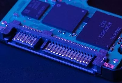 Samsung, SK Hynix и Micron обвиняют в искусственном создании дефицита памяти