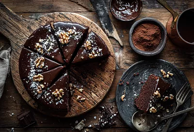 Постный шоколадный пирог без яиц и молока