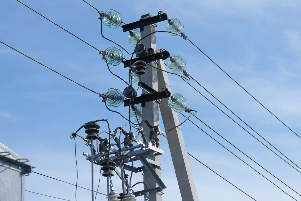 Электроэнергию восстановили в 86 домах Отдаленного и Черниговского поселениях Апшеронского района