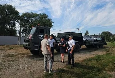 Конфискованные автомобили передали в зону СВО кубанские приставы