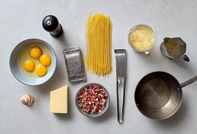 Карбонара по-римски дома: без сливок, на желтках и сыре