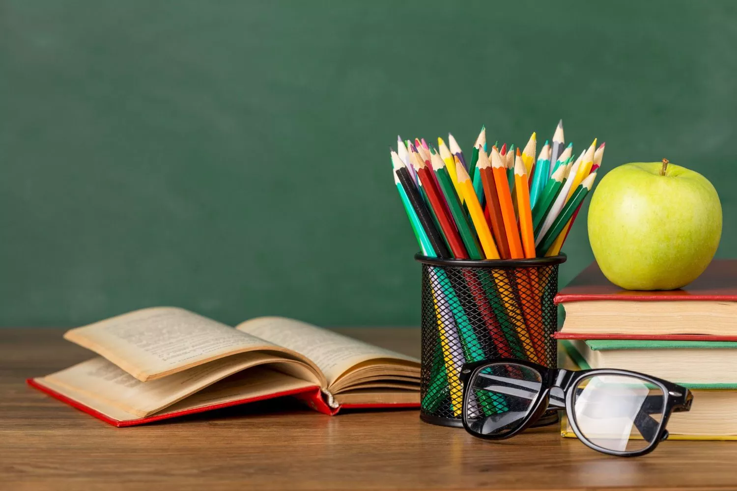 Кто остаётся — того и учить: депутат предложил учитывать отток выпускников при наборе в вузы