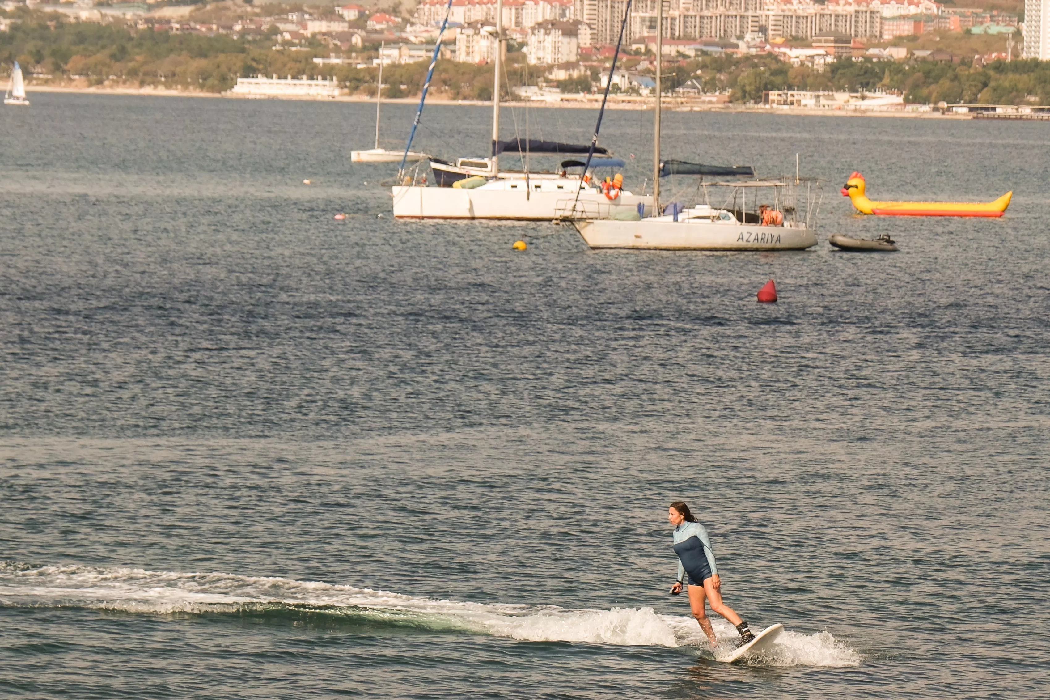 Сочи, Геленджик и Анапа вошли в топ-10 популярных направлений для одиночных поездок в августе