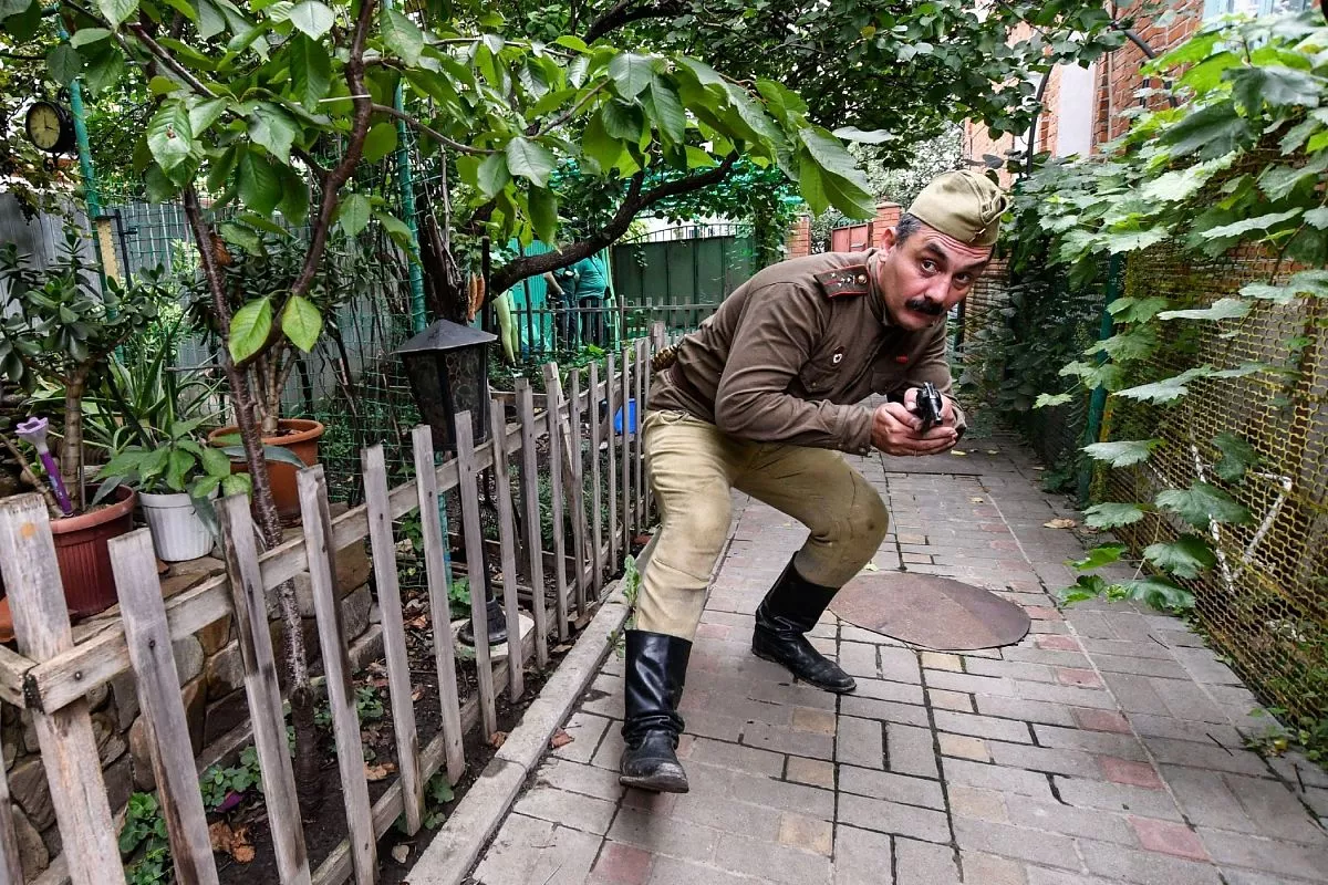 В ходе операции предполагаемый преступник был обнаружен и задержан.