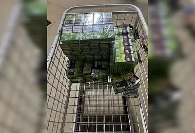 ВАЗ с контрабандными сигаретами из ОАЭ задержан на границе в Сочи