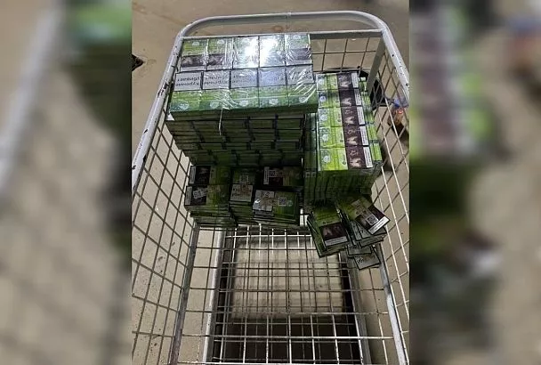 ВАЗ с контрабандными сигаретами из ОАЭ задержан на границе в Сочи