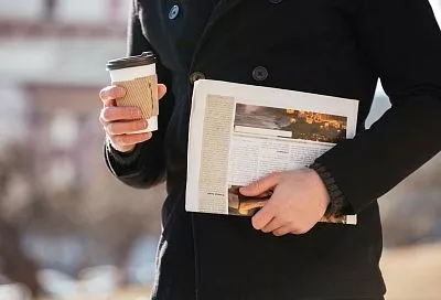 Митинг китайских рабочих в Хабаровском крае, рекордный экспорт масла в Индию, сокращение продажи алкоголя в Коми, экономика США и жильё для сотрудников СКР. Главное к утру 16 апреля