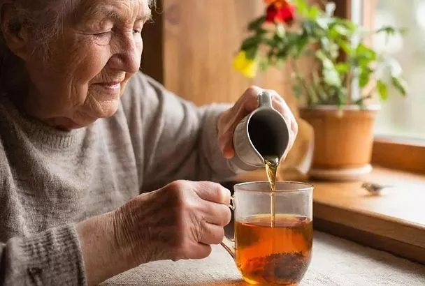 Не деньги и не здоровье: что на самом деле важнее всего в старости, по мнению психологов