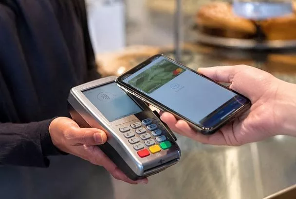 Платить станет проще: в России запускают универсальный QR-код