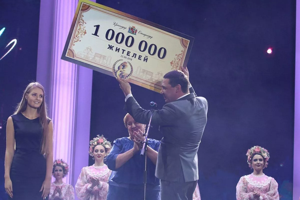 В советские годы города-миллионники имели приоритет в финансировании. В советские годы города-миллионники имели приоритет в финансировании.