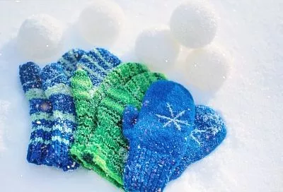 Вязаные варежки и шарфы ношу дольше 10 лет, а они как новые! Секреты правильного ухода за вещами, которые легко испортить