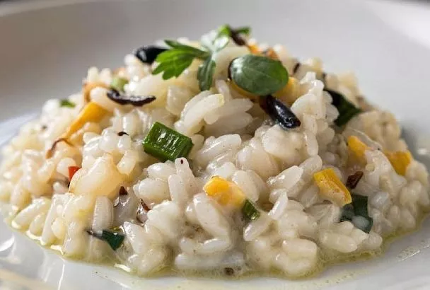 Грибное ризотто с кремовой текстурой: получается с первого раза и тает во рту