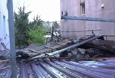 Последствия атаки БПЛА продолжают ликвидировать в Туапсе 