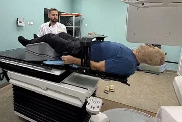 В онкологи Краснодара провели уникальную процедуру для лечения метастаза в головном мозге