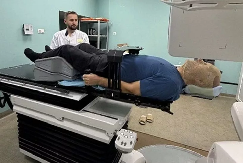 В онкологи Краснодара провели уникальную процедуру для лечения метастаза в головном мозге