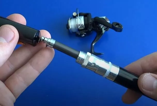 Чудо, а не удочка-телескоп: достал из кармана, 10 секунд — и клюет даже капризная рыба