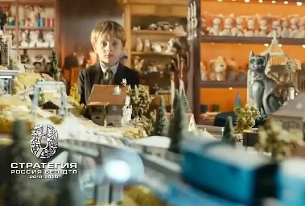 Иномарка вылетела с дороги и врезалась в дерево на Кубани. Водитель погиб 