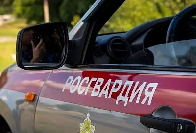 Мужчина устроил поножовщину на стоянке для дальнобойщиков в Новороссийске