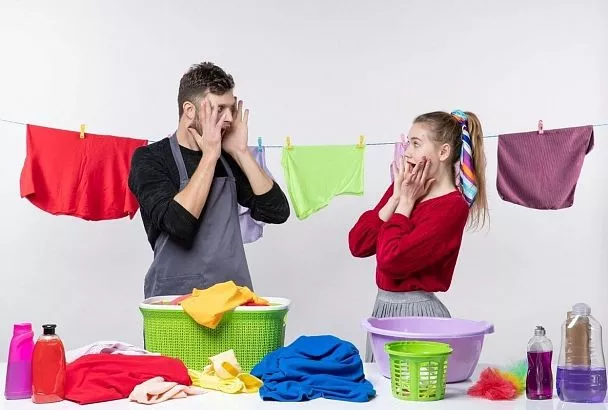 Стираем пятна без следа и не включая машинку: как без дорогих отбеливателей удалить пятна от фруктов с одежды и скатерти