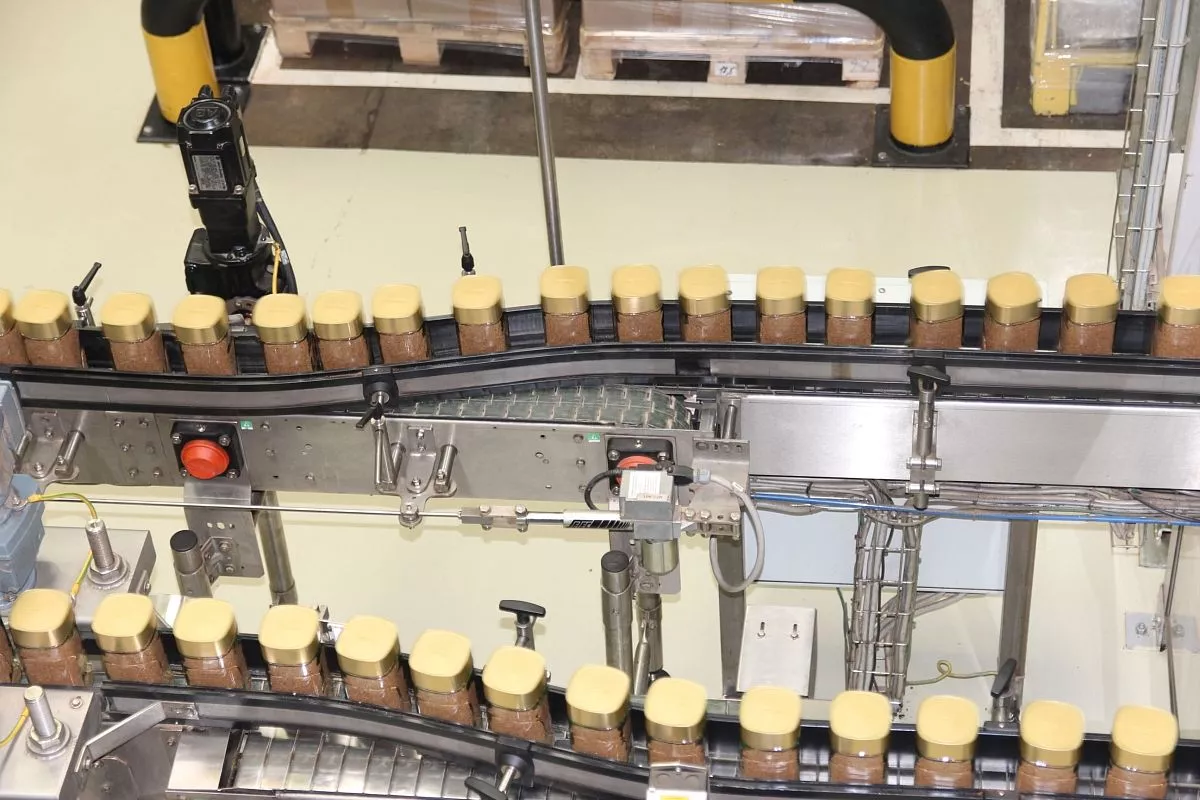 Фабрика по выпуску кофе – одно из знаковых перерабатывающих предприятий Тимашевского района.