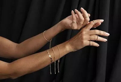 Иностранец привез дорогостоящие украшения и теперь может сесть в тюрьму