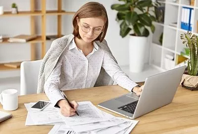 Самозанятых в госзакупках стало почти на 30% больше