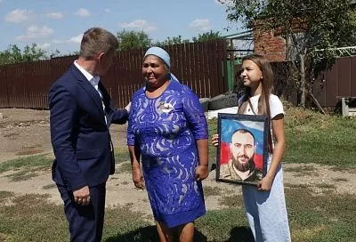Необходимую бытовую технику подарили пяти семьям участников СВО Тимашевского района