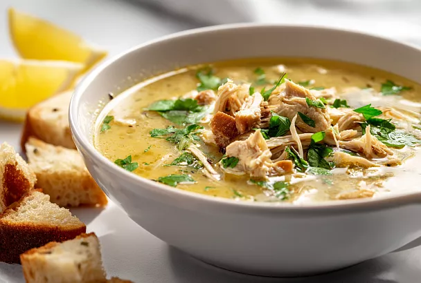 Варю настоящий грузинский суп из домашней курицы за копейки – аромат стоит на весь дом