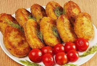 Такие котлеты без мяса можно есть хоть по 10 штук за раз: хрустящие снаружи, нежные внутри! Рецепт — пальчики оближешь
