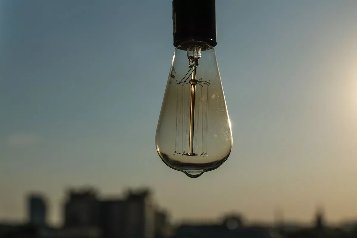 Аварийное отключение: жители более 10 улиц в центре Краснодара остались без света